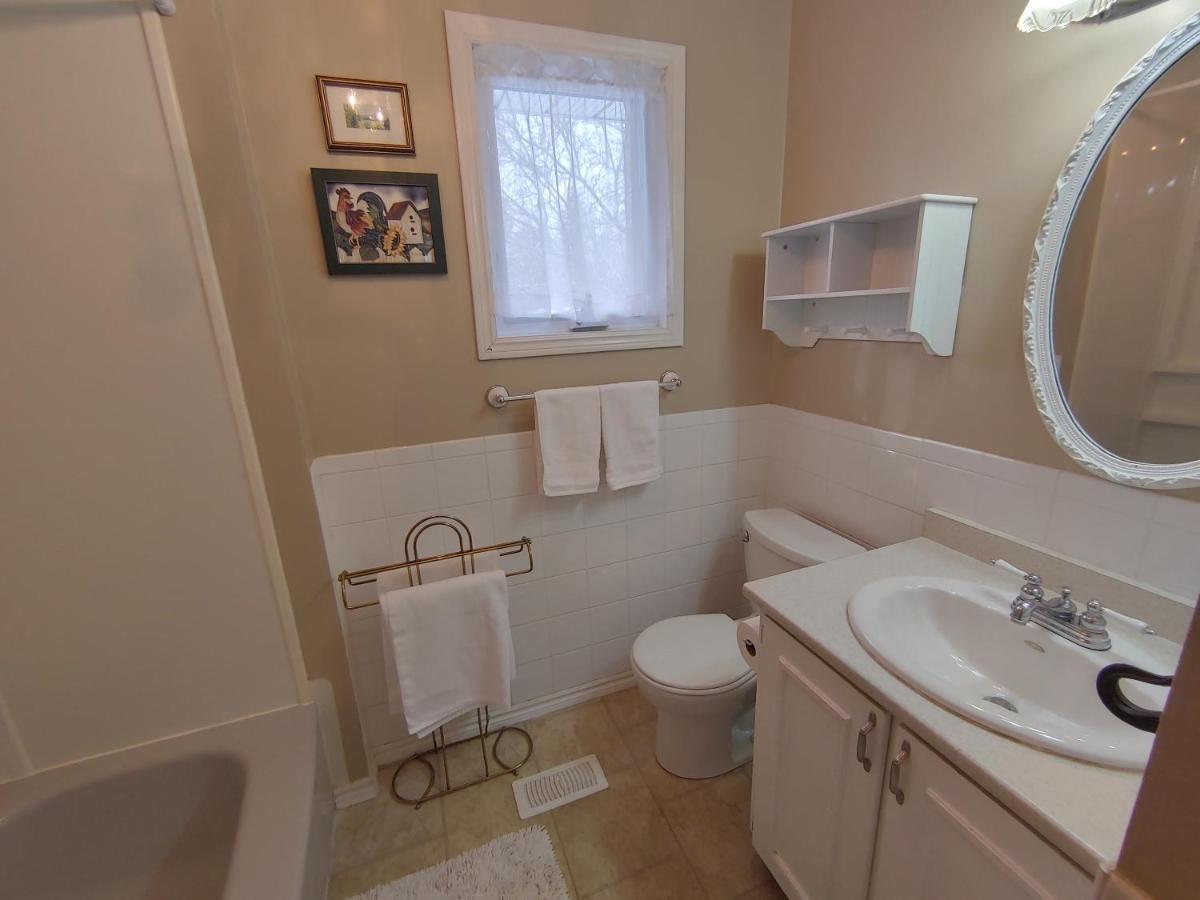 Bobcaygeonb&B Kawartha Lakes Bagian luar foto
